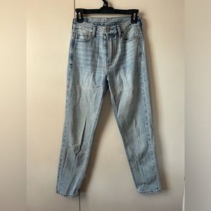 AE Mom Jean